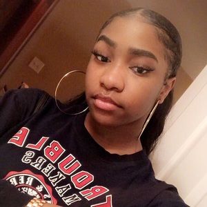 Meet your Posher, Madison